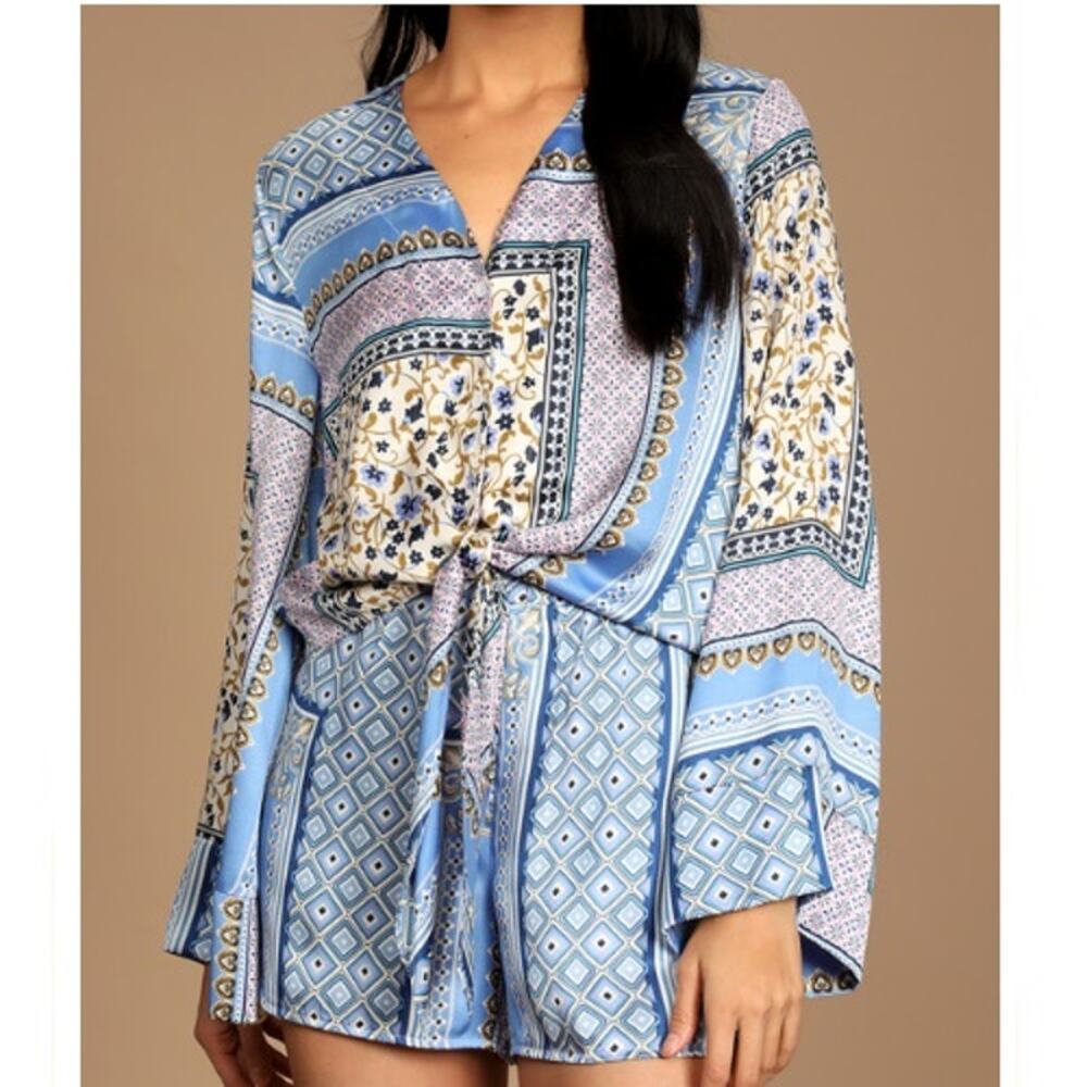 GUC Lulu's Mykonos Blue Paisley Print Tie-Front Blouse